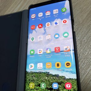 노트8 256 갤럭시 노트8 256
지갑 케이스1투명4 원하시면 드림
밧데리 좋음
사진에 보이는 제품입니다