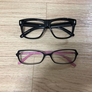 안경테 2종 팝니다(뿔테,학생용테)