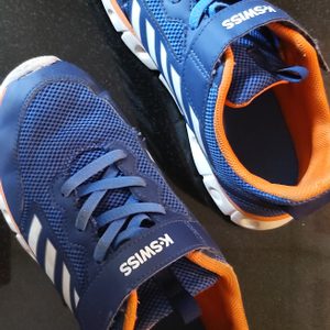 KSwiss 운동화 네이비 컬러 사이즈230
