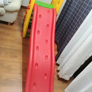 미끄럼틀 마가렛트랑 교환 원해요