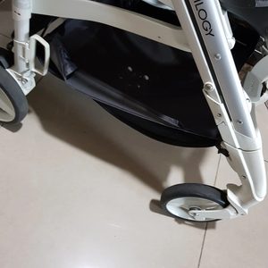 잉글레시나 트릴로지 유모차