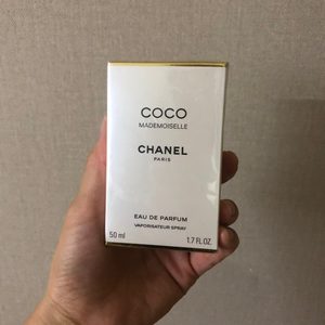 샤넬향수 코코마드모아젤 오드 빠르펭 50ml (새상품)