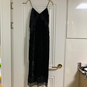Zara 스웨이드 끈 원피스