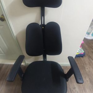 컴퓨터책상의자로 청소기 교환하실분?