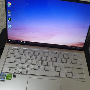 세종직거래)asus 젠북 ux433 팔아요! 초경량노트북