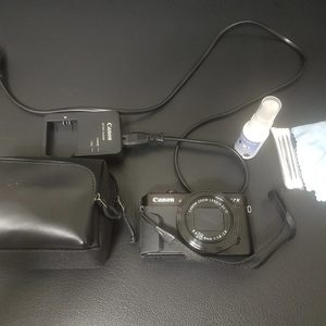 캐논 파워샷 G7X Mark2 깨끗한 중고제품 판매합니다.