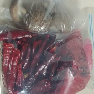 고운국산고추가루 매운마른고추 표고8개