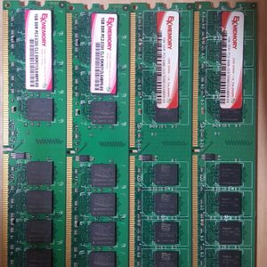 컴퓨터 메모리 램 ram ddr2 입니다