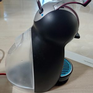 돌체구스터 커피머신 캡술커피머신 네스카페머신 캡슐커피 지니오2