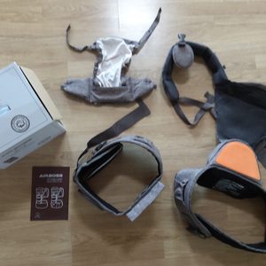 아기띠 팝니다.(에어보스 힙시트 아기띠)