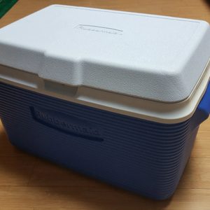 러버메이드 아이스박스 39L 팝니다