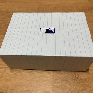 MLB 빅볼청키 남자신발 270mm팔아용 2시간신고 팔아요~