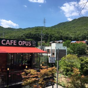 카페오퍼스 아메리카노 4000원