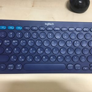 블루투스 키보드 로지텍 k380 판매 합니다. (실리콘 키보드 커버 포함) 무소음, 무선 키보드 입니다.