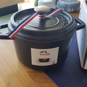 (새상품)스타우브16 원형꼬꼬떼 블랙