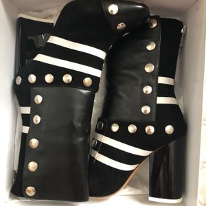 정품 마르지엘라 앵클 부츠 검정부츠 메종마르지엘라