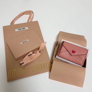 miumiu 미우미우 마드라스 러브레터 하트 3단 반지갑 미우미우지갑 하트지갑 프라다반지갑