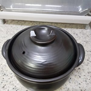 도자기 뚝배기 ( 장맛보다 뚝배기^^ )