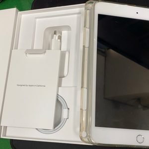 ★아이패드미니5 ipad mini5 wifi 64GB silver 박스풀셋