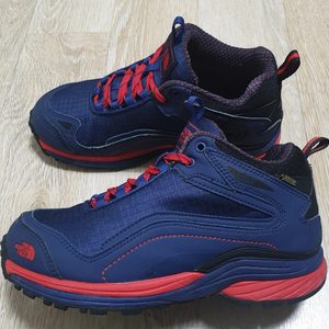 노스페이스 NORTH FACE 고어텍스 등산화 트레킹화 여성용230