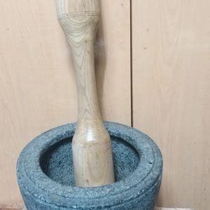 돌 절구 팝니다 높이23센치 넙이 26센치 절구포함