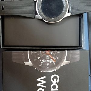 갤럭시워치lte 46mm 실버. 스마트워치