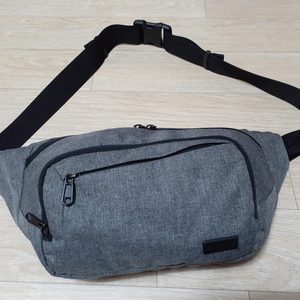 블랙야크 힙색.카모힙색.검정힙색
