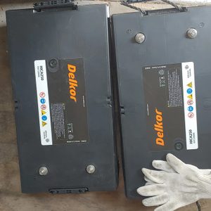 12V 250ah HICA250배터리 2개팝니다