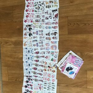 인스 팔아용 인스 다 합하면 57장이구요 이거 사시면 이사진에있는 인형도 드려욤 중복 인스있어욤