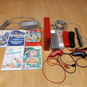 닌텐도 wii 마리오 한정판 에디션 2인 세트 + wii CD 5개 팝니다.