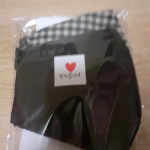 《 빨아쓰는 수제 면마스크 필터교채형 정전기필터 》면마스크 2장 정전기필터 8장 미개봉