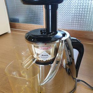 휴롬 1세대 착즙기 녹즙기