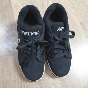 힐리스(HEELYS) 운동화 팝니다