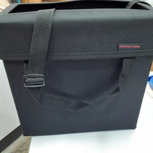 자동차 실내 휴지통 입니다.
