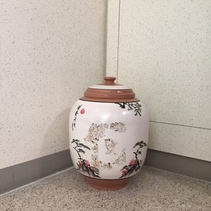 쌀항아리 쌀독