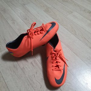 265 나이키 머큐리얼 정품 축구화 265사이즈 깨끗해요