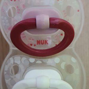 가격내림)새상품,누크,nuk,쪽쪽이,공갈젖꼭지,신생아,아기용품,젖꼭지,독일,공갈꼭지