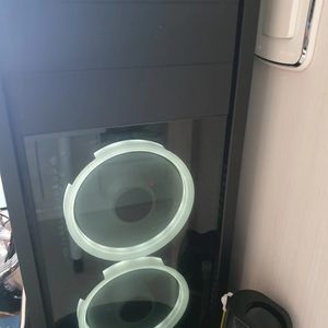 i7 8700k 1080 + 144hz 32인치 커브드모니터