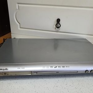 DVD 플레이어 / MPEG4 플레이어 + 공CD 공 DVD 디스크 보너스