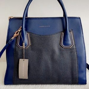 찰스앤키이스 찰스앤키스 찰스엔키이스 찰스엔키스 명품가방 CHARLES & KEITH 숄더백 새제품 새것 새상품