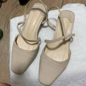사뿐 샌들, 사뿐 신발,