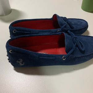토즈 페라리 모카신 판매합니다.