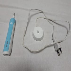 (일괄)오랄비 전동칫솔+보풀제거기+피지제거기