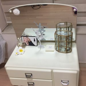 레트로하우스 좌식 화장대 미니화장대 원목입니다^^
