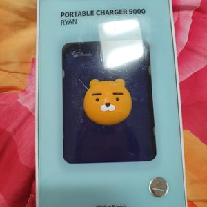 카카오프렌즈 보조배터리 보조밧데리 팝니다.