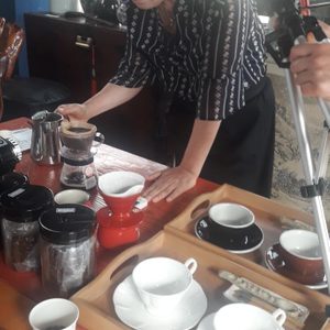 핸드드립커피체험(5,000~)/ 핸드드립전문가 자격증반 매월 모집/엔틱갤러리휴
