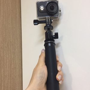 샤오미 액션캠 캠 + 범퍼케이스 + 전용셀카봉 일괄