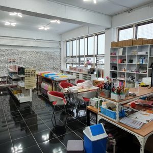 마녀손끝 네일재료 속눈썹재료 판매점