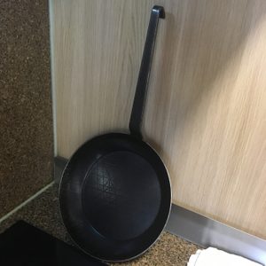 친환경 후라이팬 터크팬 철팬 격자철팬 캠핑