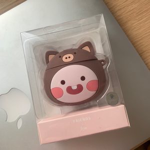 카카오 제주에디션 흑돼지어피치 에어팟 케이스